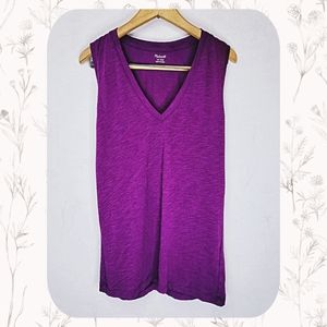⏰GONE 1/17!! *NWOT* Madewell Eggplant V-neck Tank size XXS